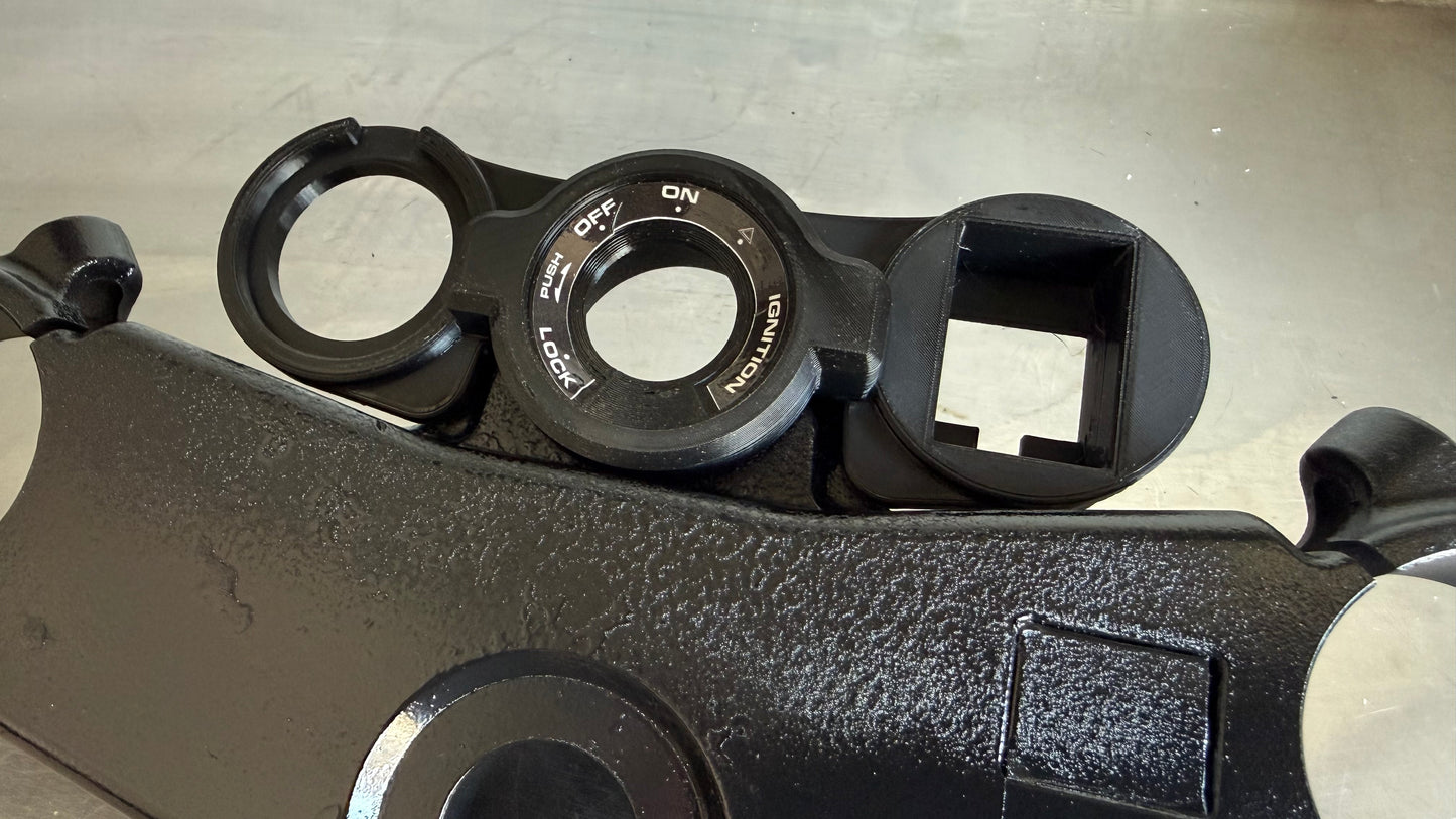 2004-2006 Honda CBR600RR Gear Indicator / USB Charging Bracket, Single Color